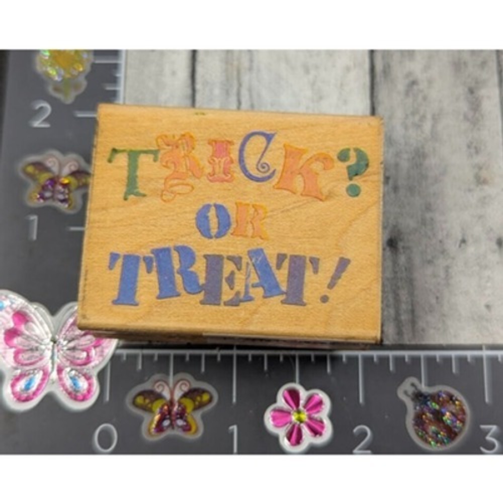 Stampendous Trick Or Treat E139 Rubber Stamp Wood #E46